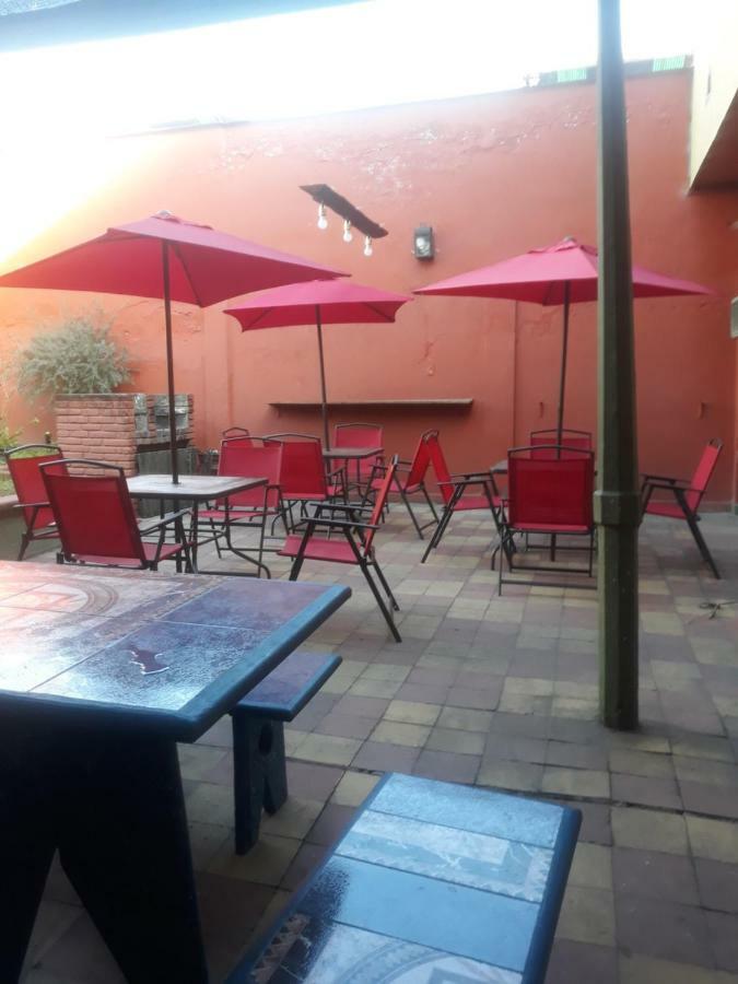 Tu Hostel San Miguel de Tucuman Luaran gambar